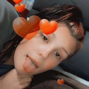 Meet your Posher, Isabel